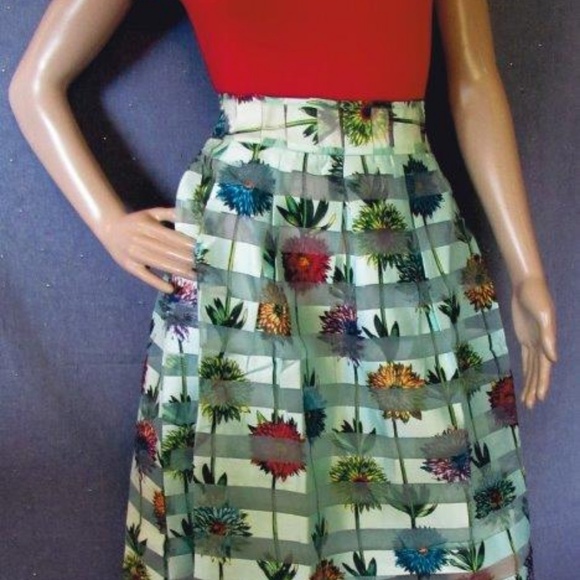 A-line multi color floral skirt - Picture 3 of 3